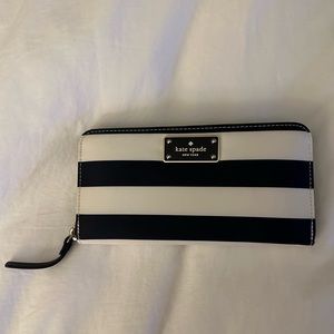 Kate Spade Blake Avenue Wallet